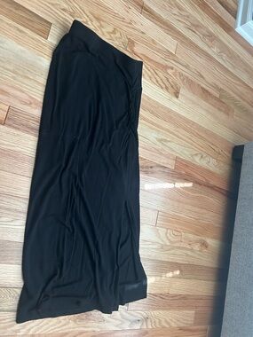 Old Navy Black Maxi Skirt - Flowing Silhouette
